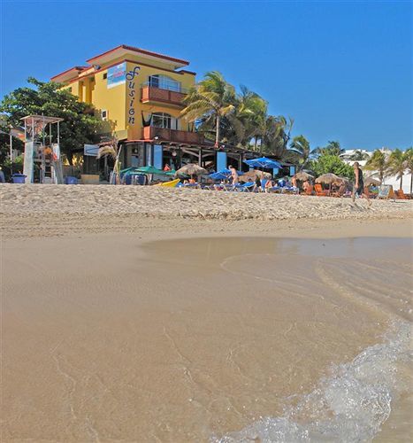 Fusion Beach Hotel Плая-дель-Кармен Экстерьер фото